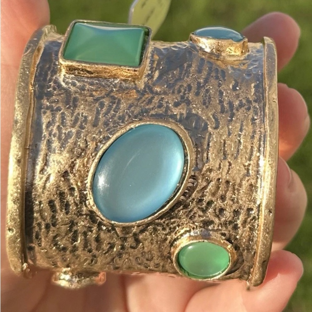 NWT ⚜️🩵⚜️ Piper K Gold and Blue Statement Cuff Bracelet - Picture 7 of 7